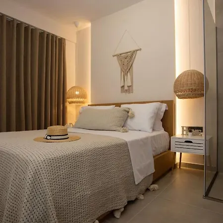 Cozzzy. Exclusive Apartment. * سالونيك