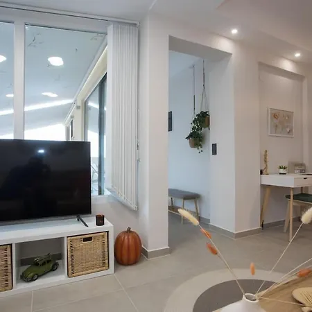 Appartement Cozzzy. Exclusive Apartment. Thessaloniki