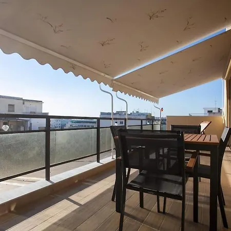 Cozzzy. Exclusive Apartment. *