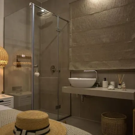 Cozzzy. Exclusive Apartment. Διαμέρισμα