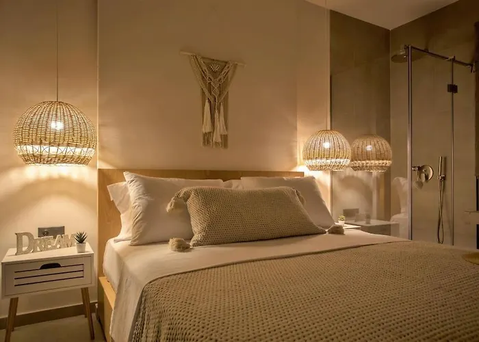 Cozzzy. Exclusive Apartment. *